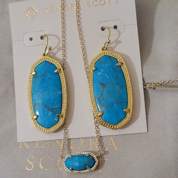 NWT Kendra Scott Necklace & Earring Set Aqua Howlite Marbled Stones Gold - Picture 2 of 4
